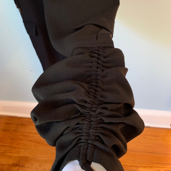 Elie Tahari Women's Zuma Slim Leg Cinch Cargo Pants Black Size Small - Picture 4 of 10